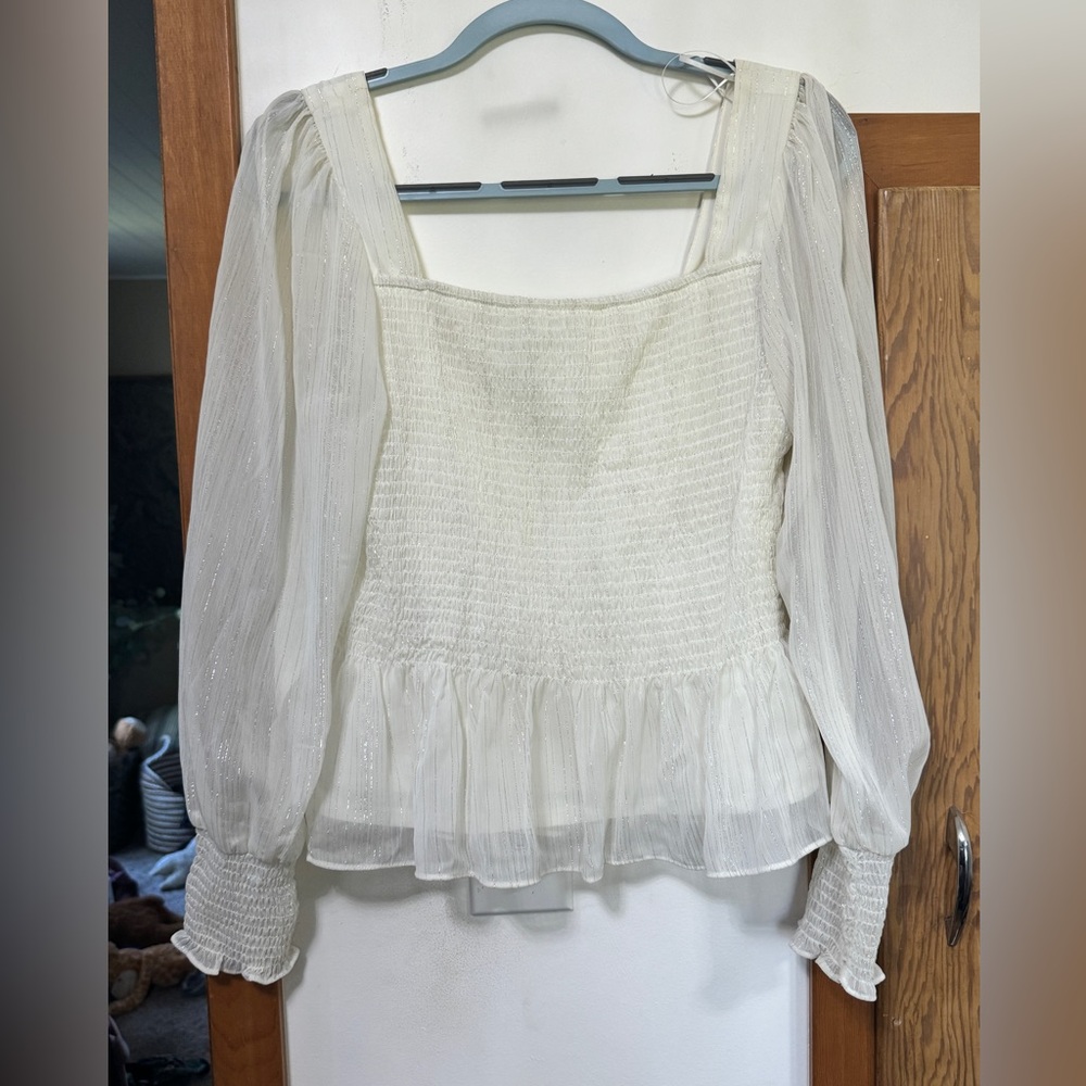 Women’s size Large cream blouse